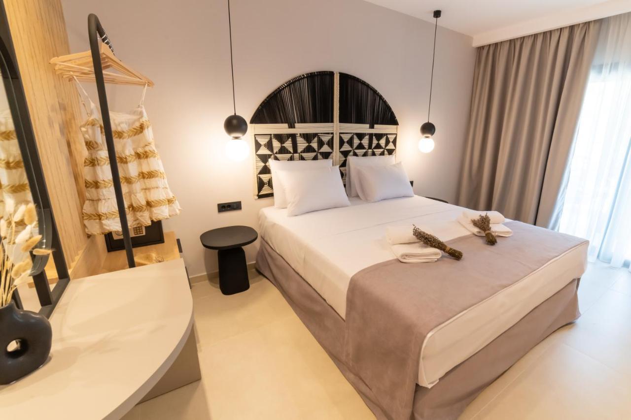 Anesis Deluxe Apartments Parga Exterior photo