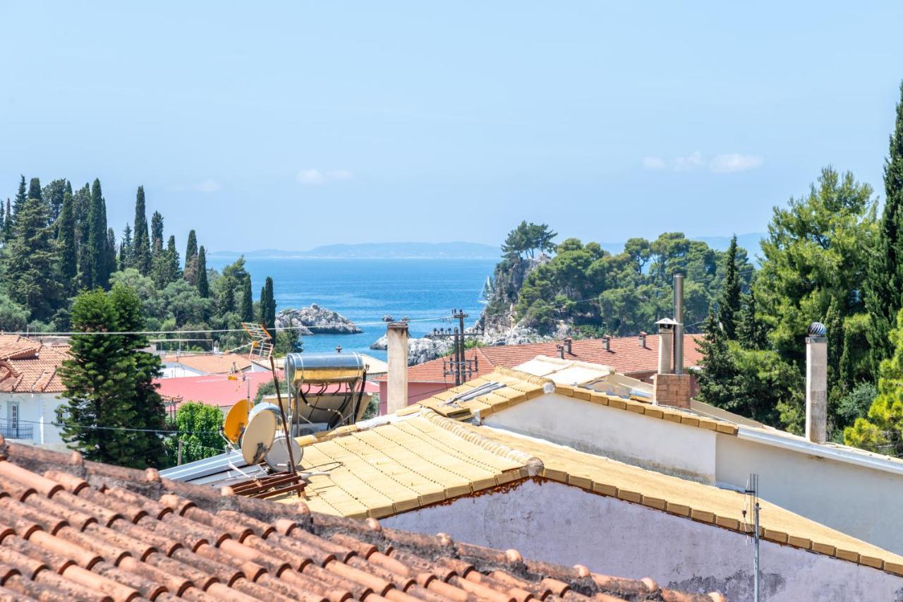 Anesis Deluxe Apartments Parga Exterior photo