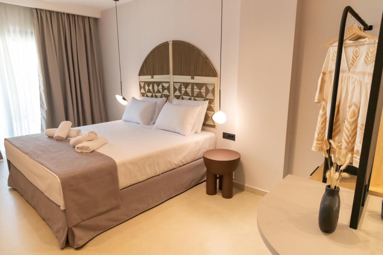 Anesis Deluxe Apartments Parga Exterior photo